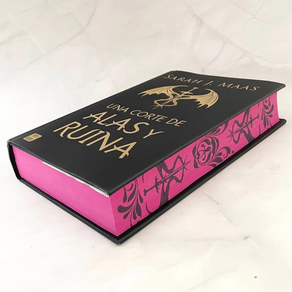 Una Corte De Alas y Ruina (Acotar 3 - Cantos Tintados)